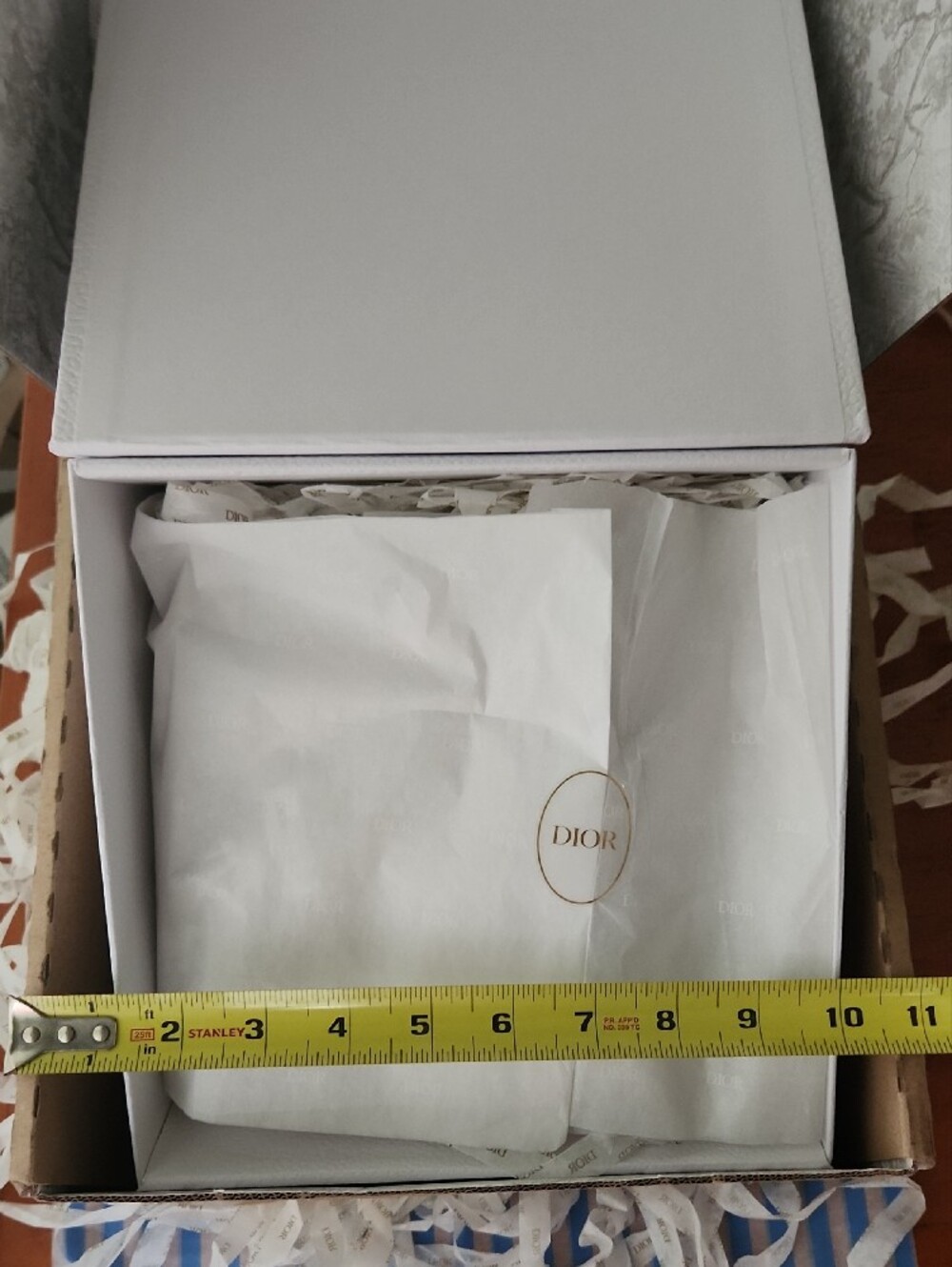 Dior Full Inclusion Giftbox - Picture 9 of 16